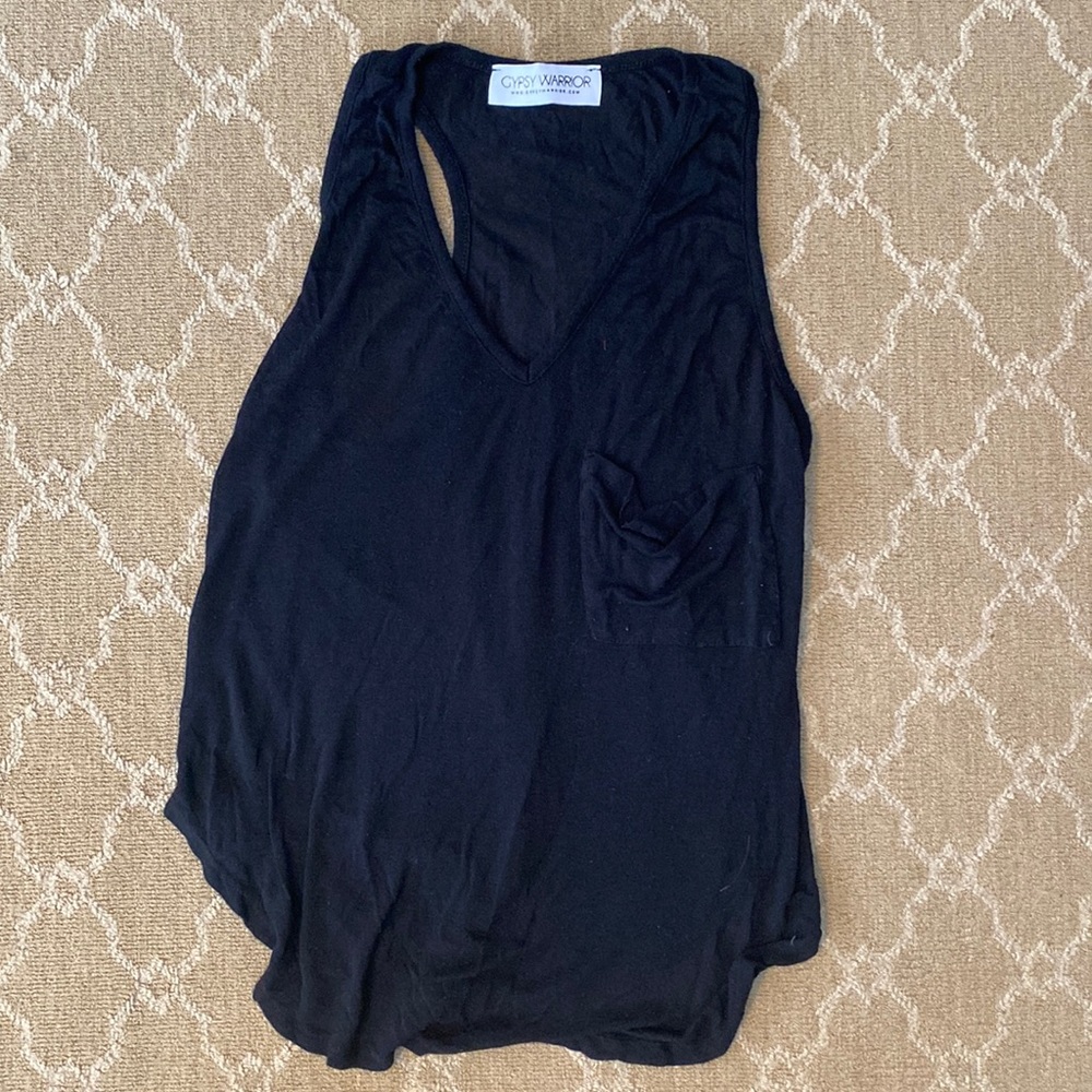 BLACK V NECK TANK WITH RACERBACK